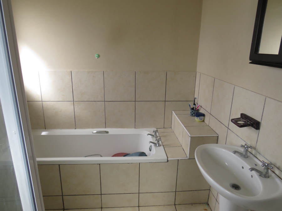 3 Bedroom Property for Sale in Emerald Heights Eastern Cape